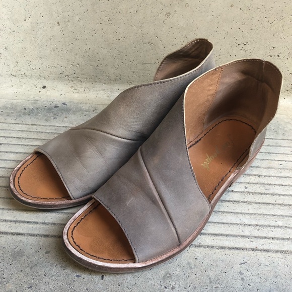 Free People Mont Blanc dove grey sandals - Picture 4 of 8